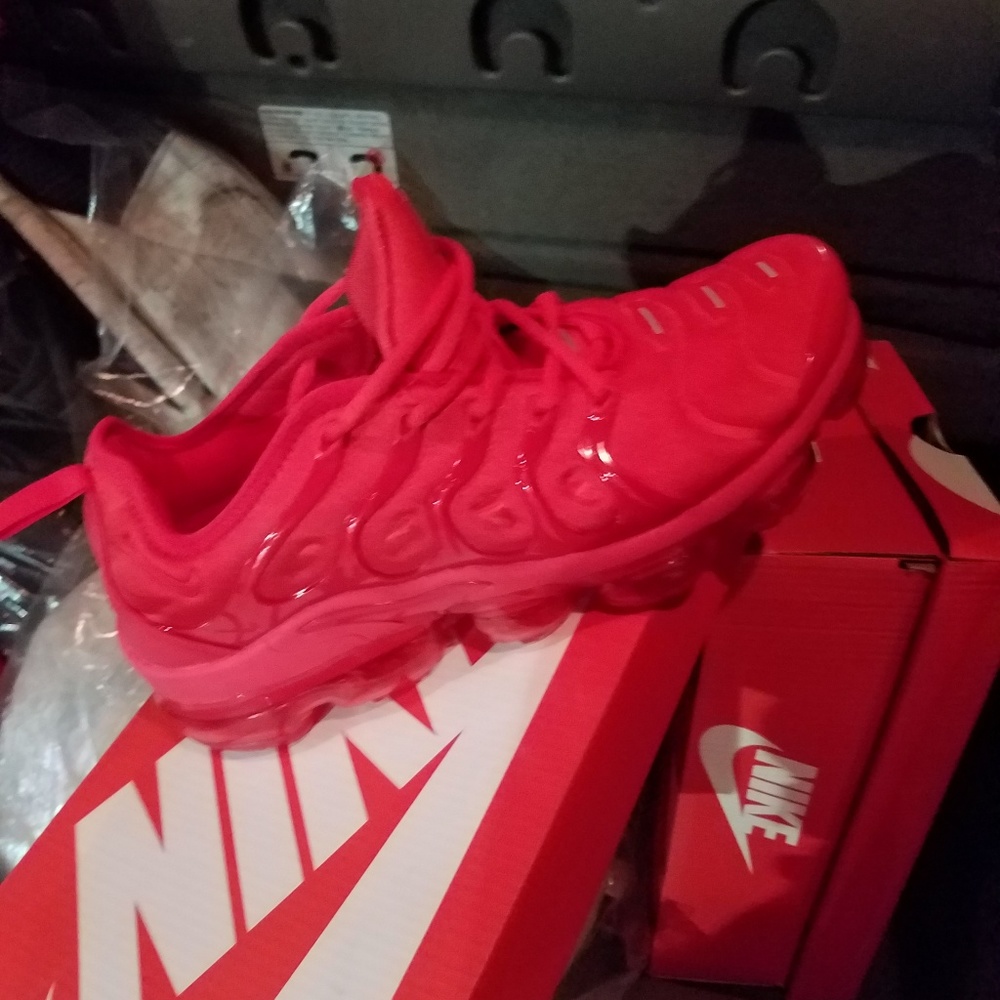 V.M. Nike